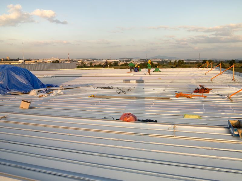 Signs It’s Time To Consider Metal Roof Installation